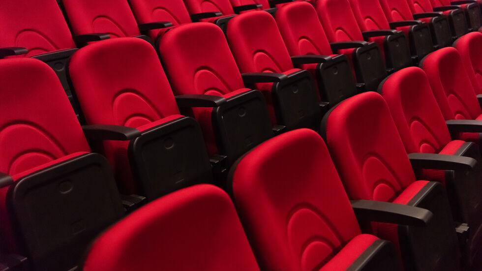 Nienagrani.pl – recenzje filmów